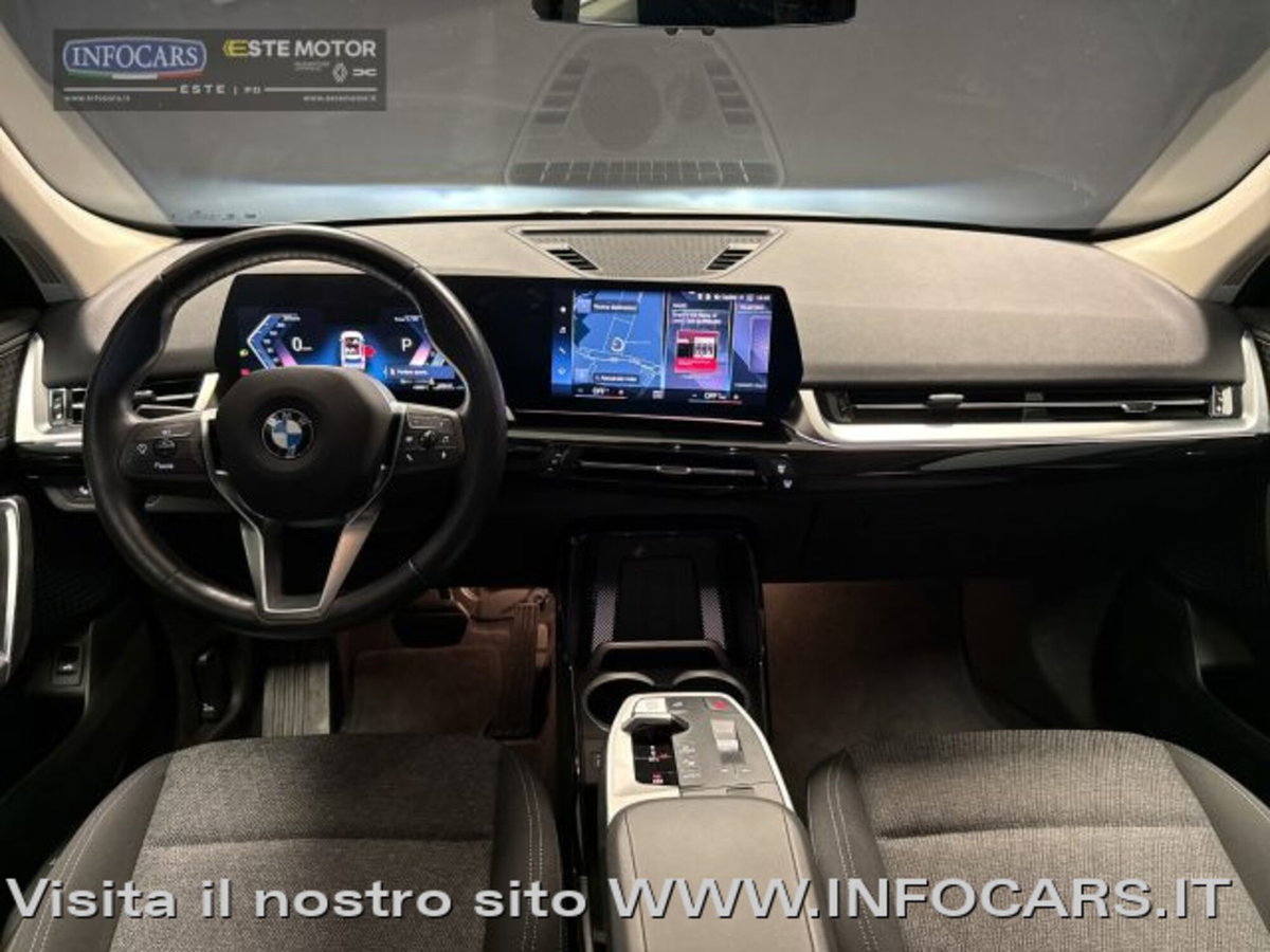 BMW X1 sDrive 18d Edition Essence (11)