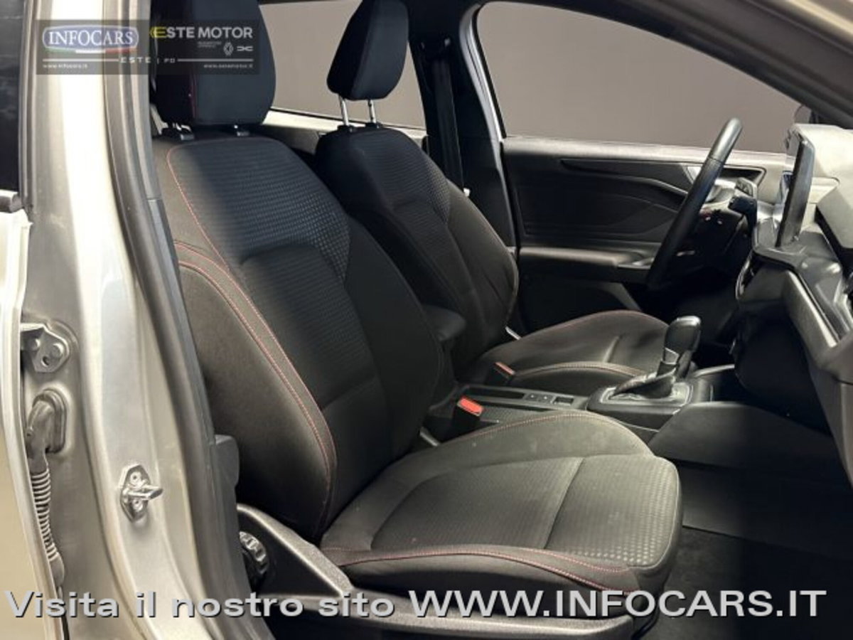 Ford Focus Station Wagon 1.0 EcoBoost Hybrid 155 CV SW ST-Line (6)
