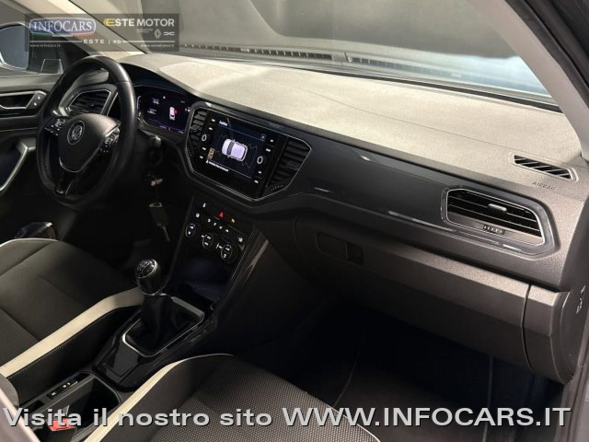 Volkswagen T-Roc 1.6 TDI SCR Style BlueMotion Technology (12)