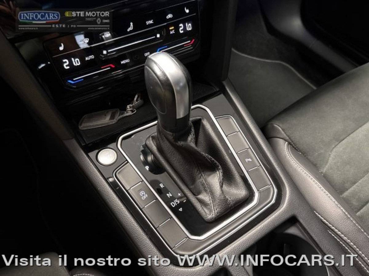 Volkswagen Passat Variant 1.5 TSI ACT DSG Business (20)