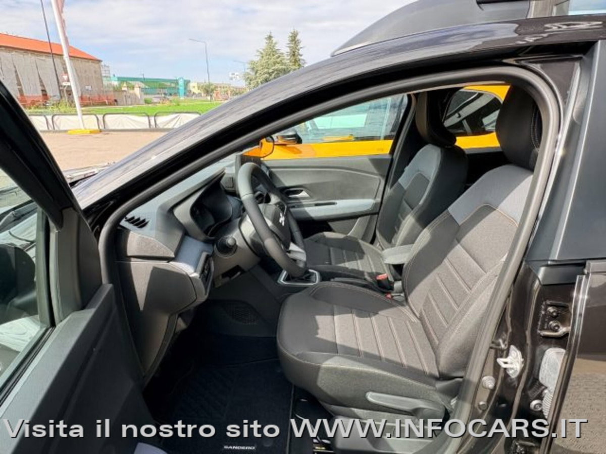 Dacia Sandero Stepway 1.2 Eco-G Expression 120cv auto (7)