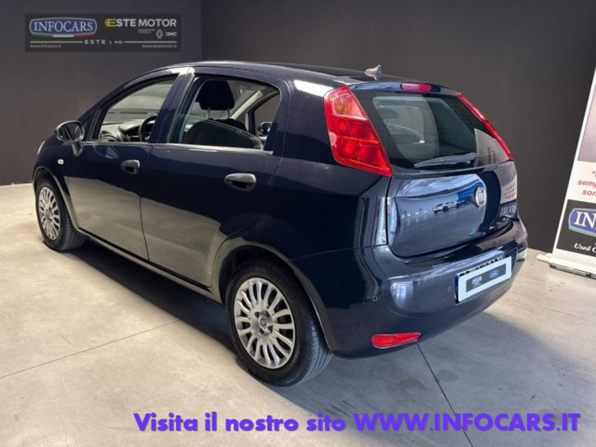 Fiat Punto 1.3 MJT II S&S 95 CV 5 porte Street (2)