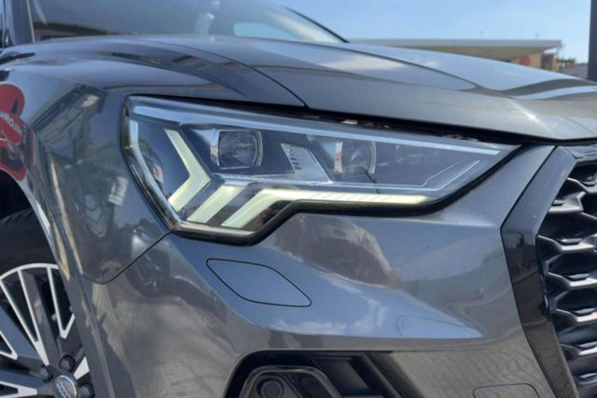 Audi Q3 Sportback 35 TDI quattro S tronic S line edition (10)