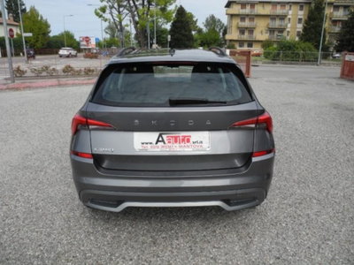Skoda Kamiq 1.0 TSI 110 CV DSG Ambition (4)