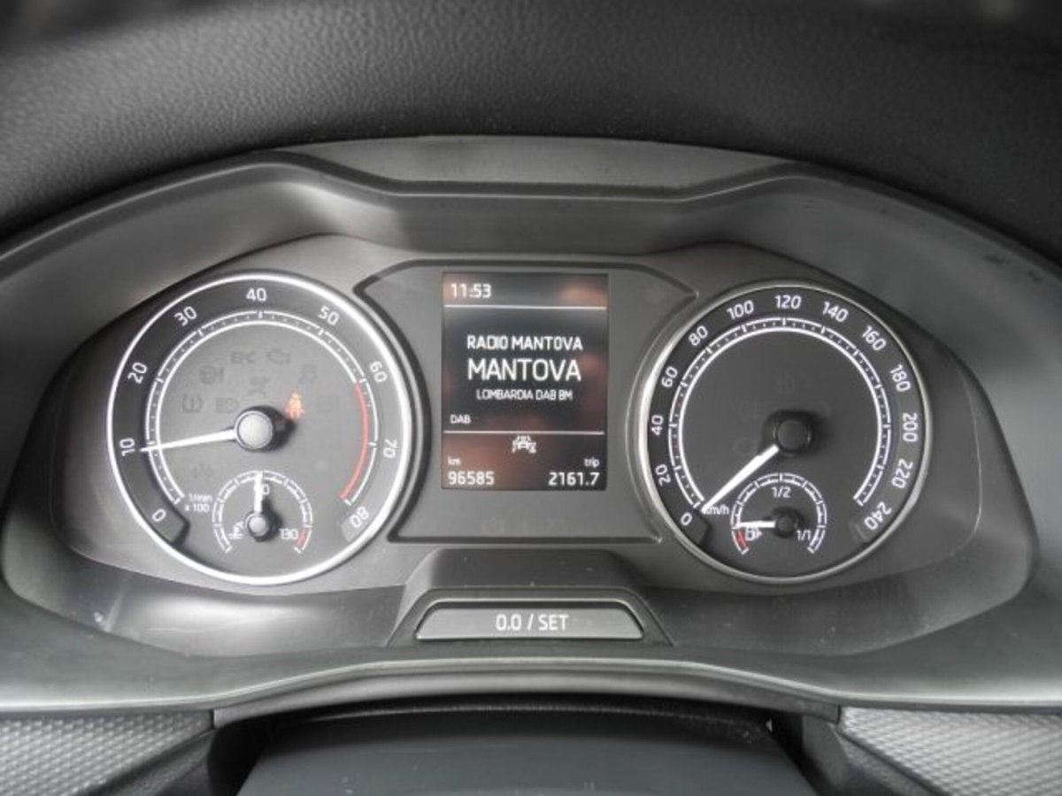 Skoda Kamiq 1.0 TSI 110 CV DSG Ambition (6)