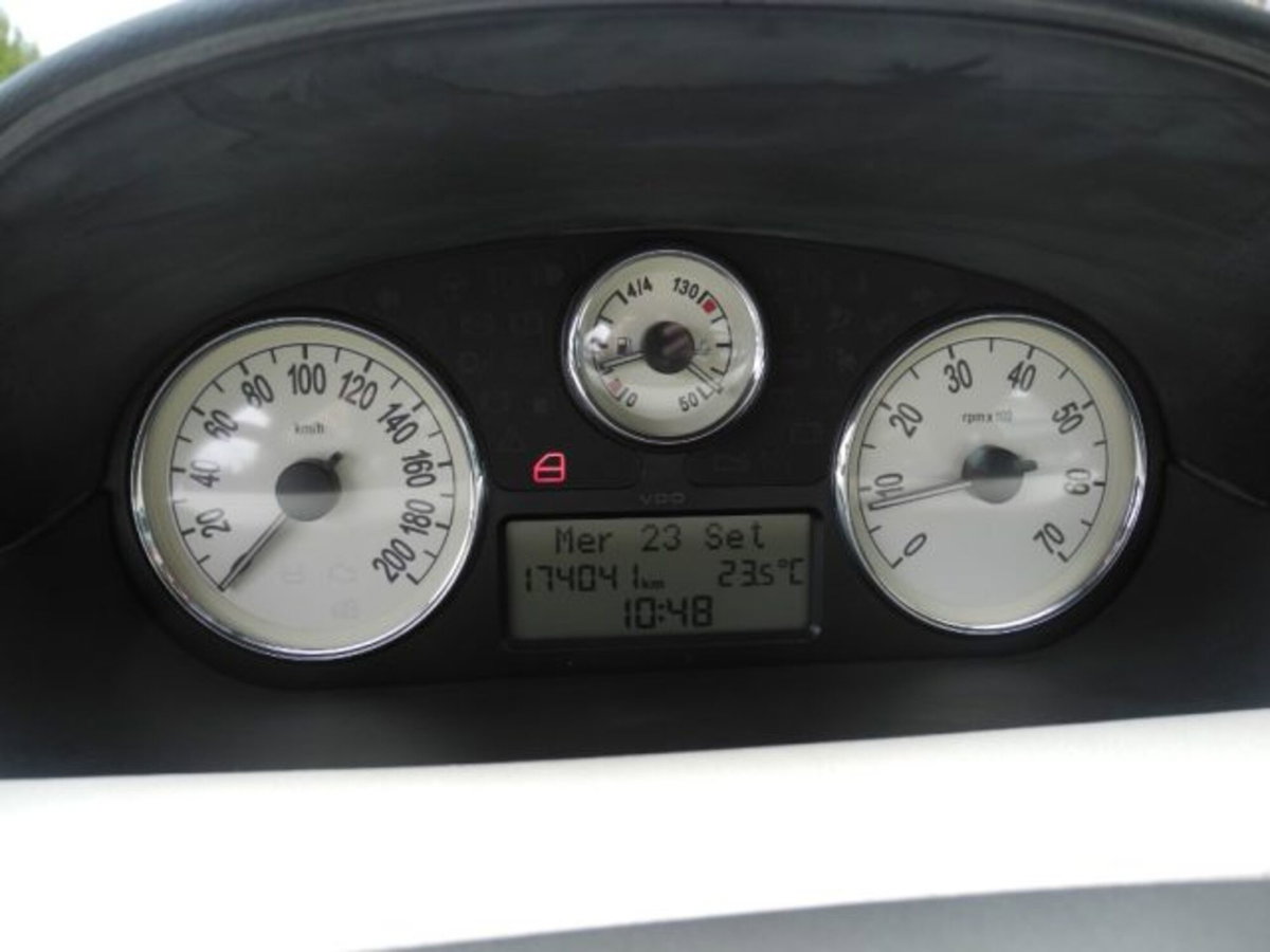 Lancia Ypsilon Multijet 16V Platino (16)