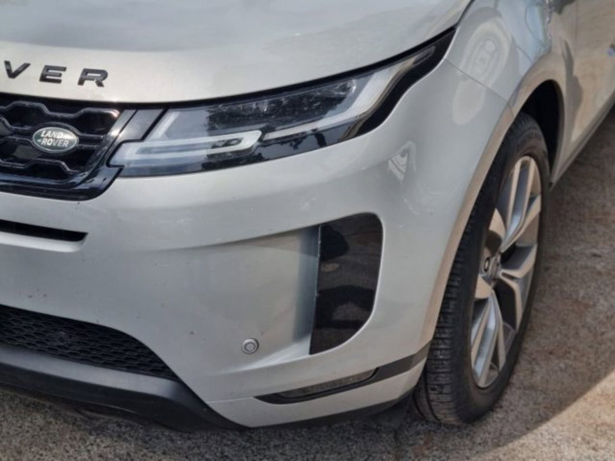 Land Rover Range Rover Evoque 2.0D I4 163 CV AWD Auto SE (8)