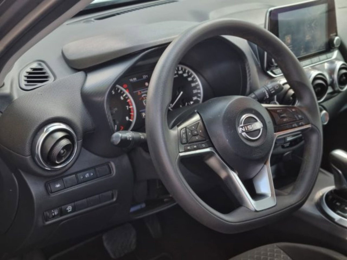 Nissan Juke 1.0 dig-t Acenta 114cv dct (17)