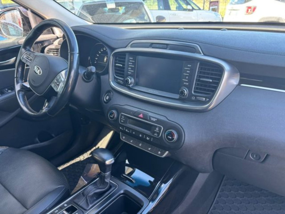 Kia Sorento 2.2 CRDi AT8 AWD GT Line (17)