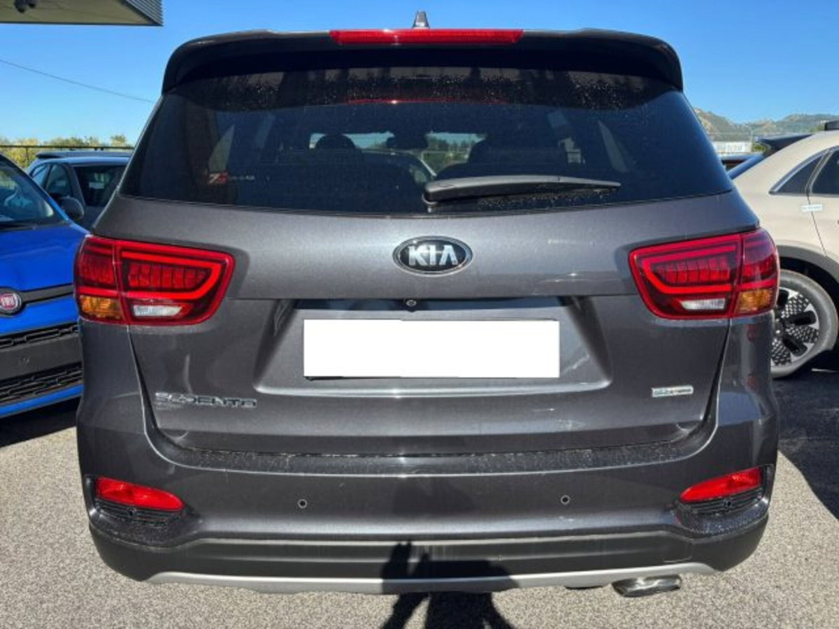 Kia Sorento 2.2 CRDi AT8 AWD GT Line (5)