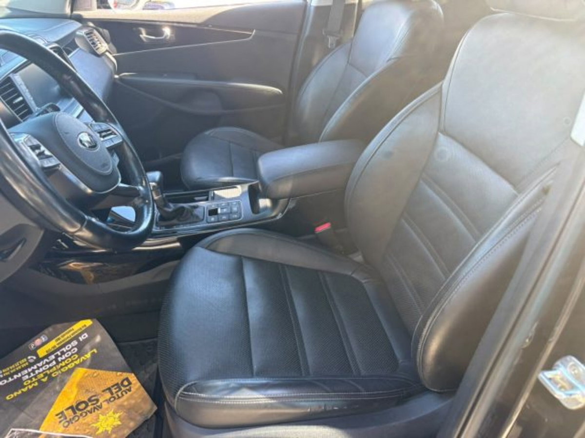 Kia Sorento 2.2 CRDi AT8 AWD GT Line (7)