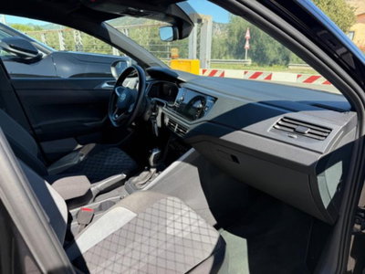Volkswagen Taigo 1.0 TSI 110 CV DSG R-Line (12)