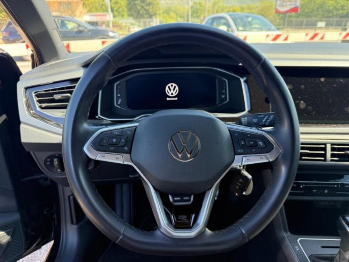 Volkswagen Taigo 1.0 TSI 110 CV DSG R-Line (8)