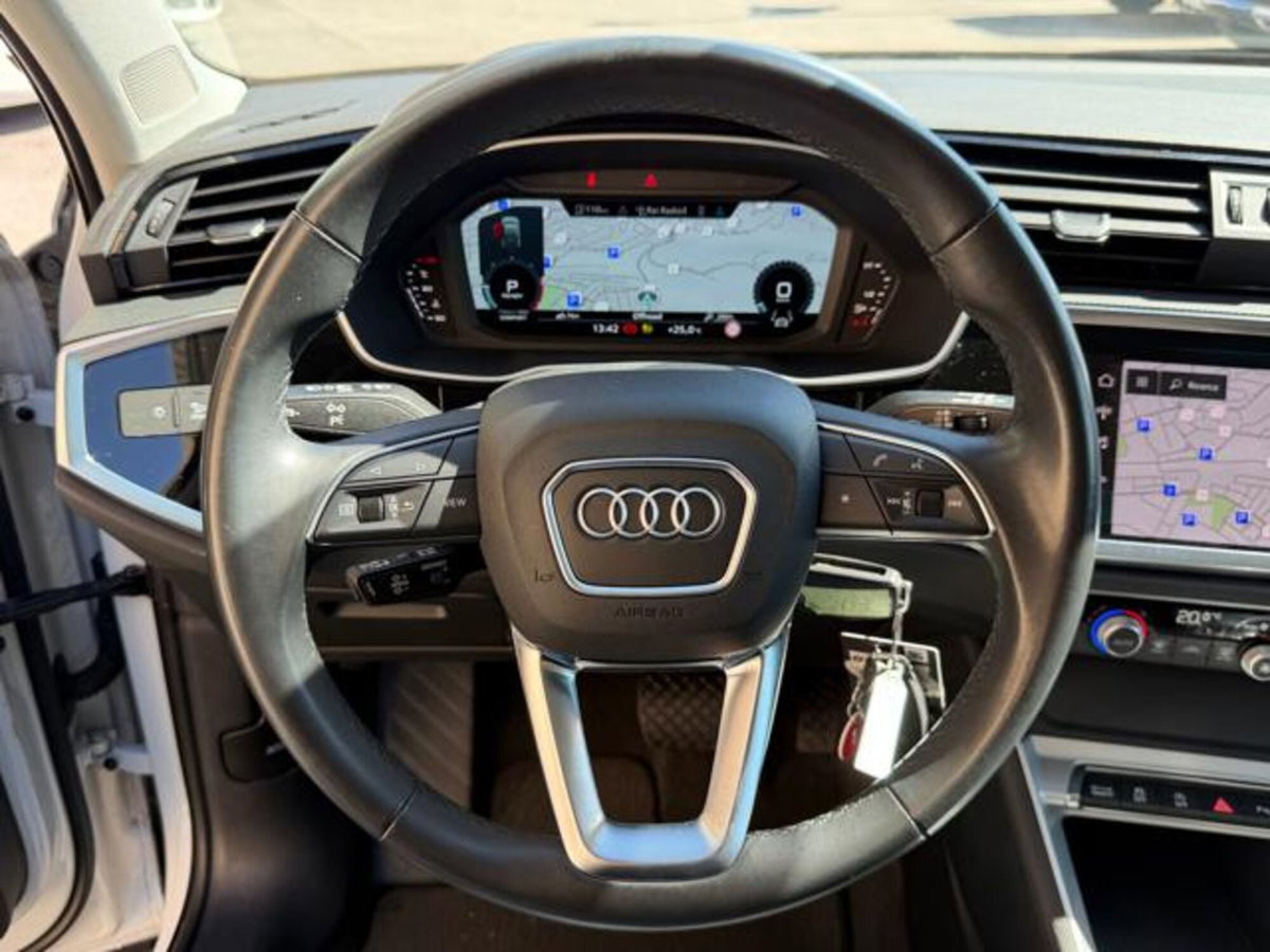 Audi Q3 Sportback 35 TDI quattro S tronic Business Plus (14)