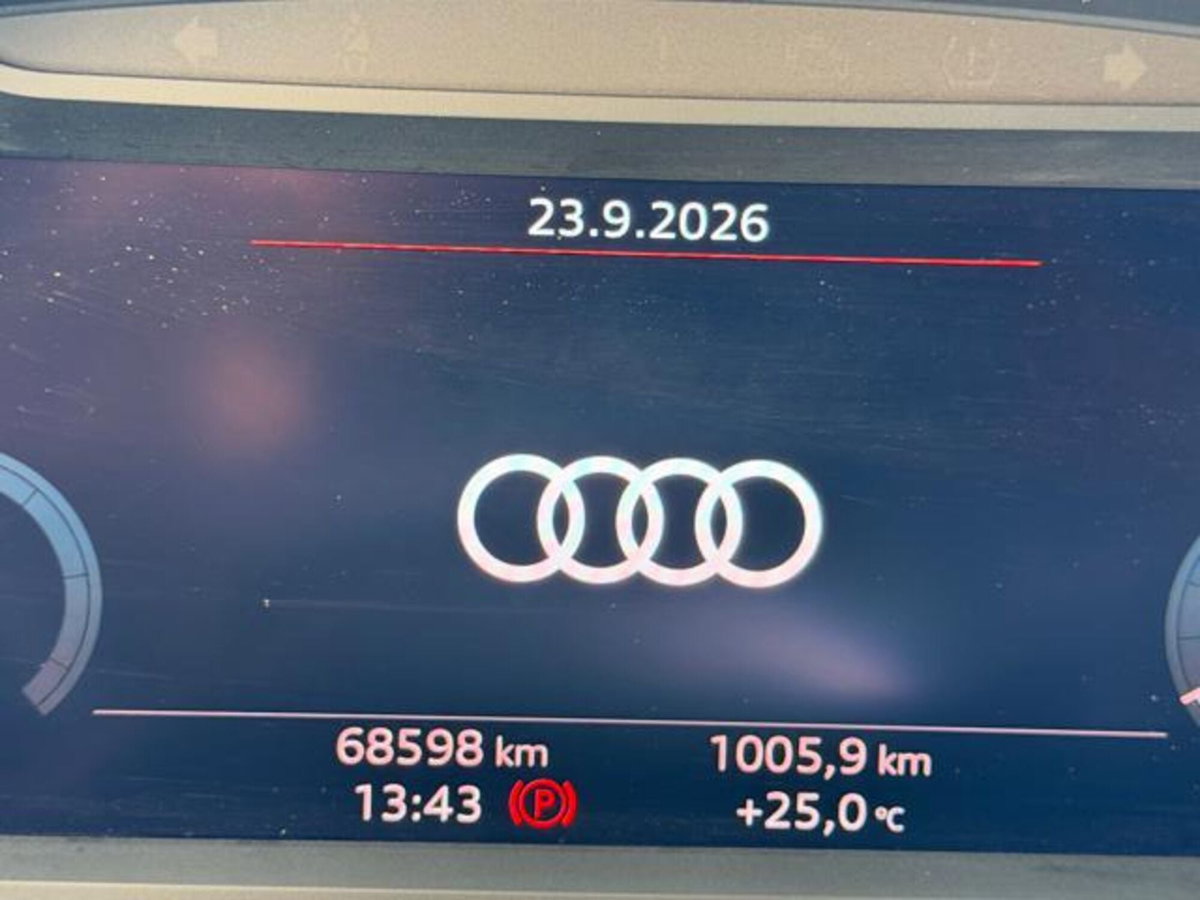 Audi Q3 Sportback 35 TDI quattro S tronic Business Plus (15)