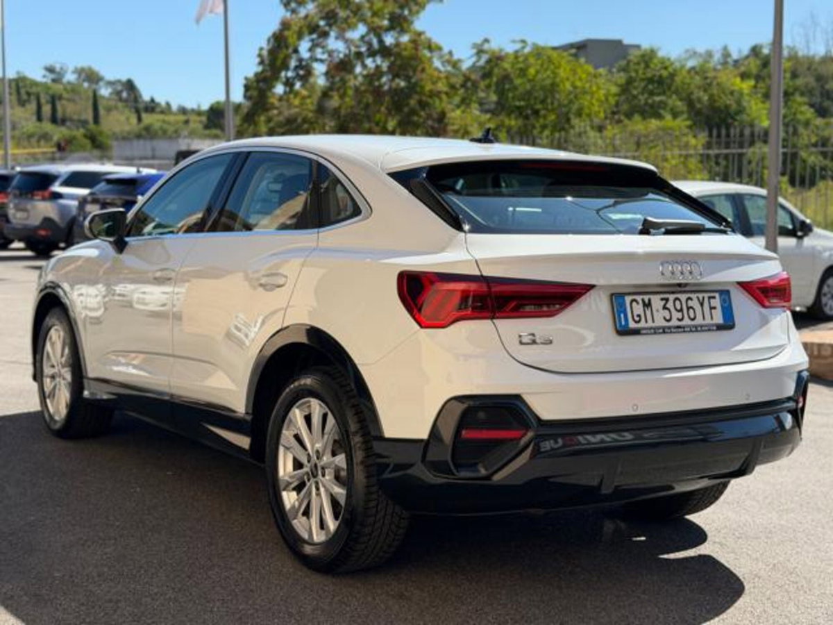 Audi Q3 Sportback 35 TDI quattro S tronic Business Plus (4)