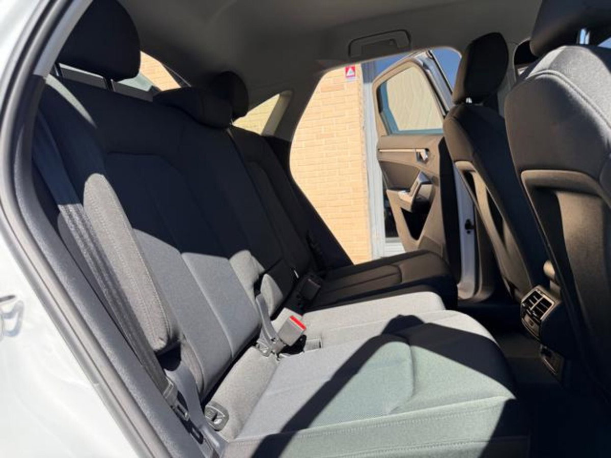 Audi Q3 Sportback 35 TDI quattro S tronic Business Plus (9)