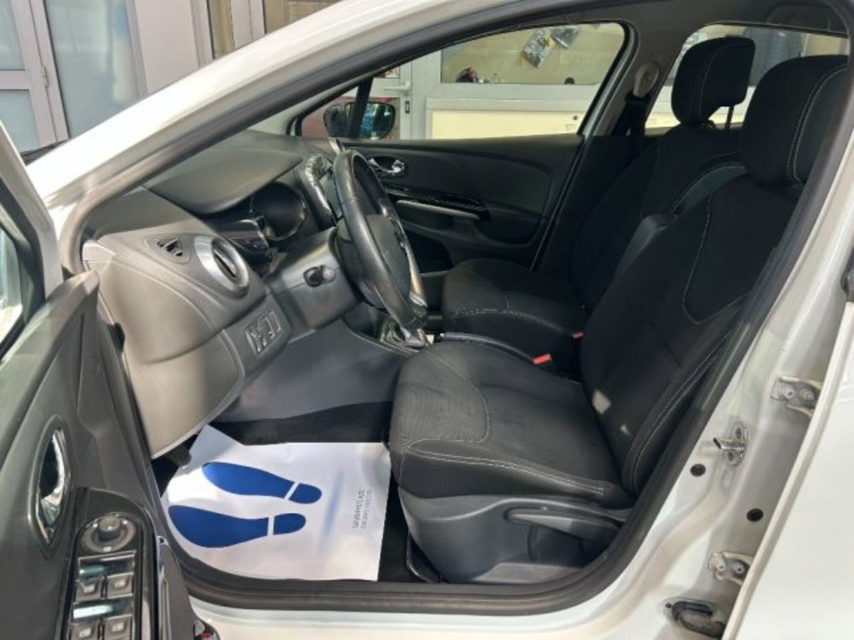 Renault Clio 1.5 dCi 8V 75CV 5 porte Live (7)