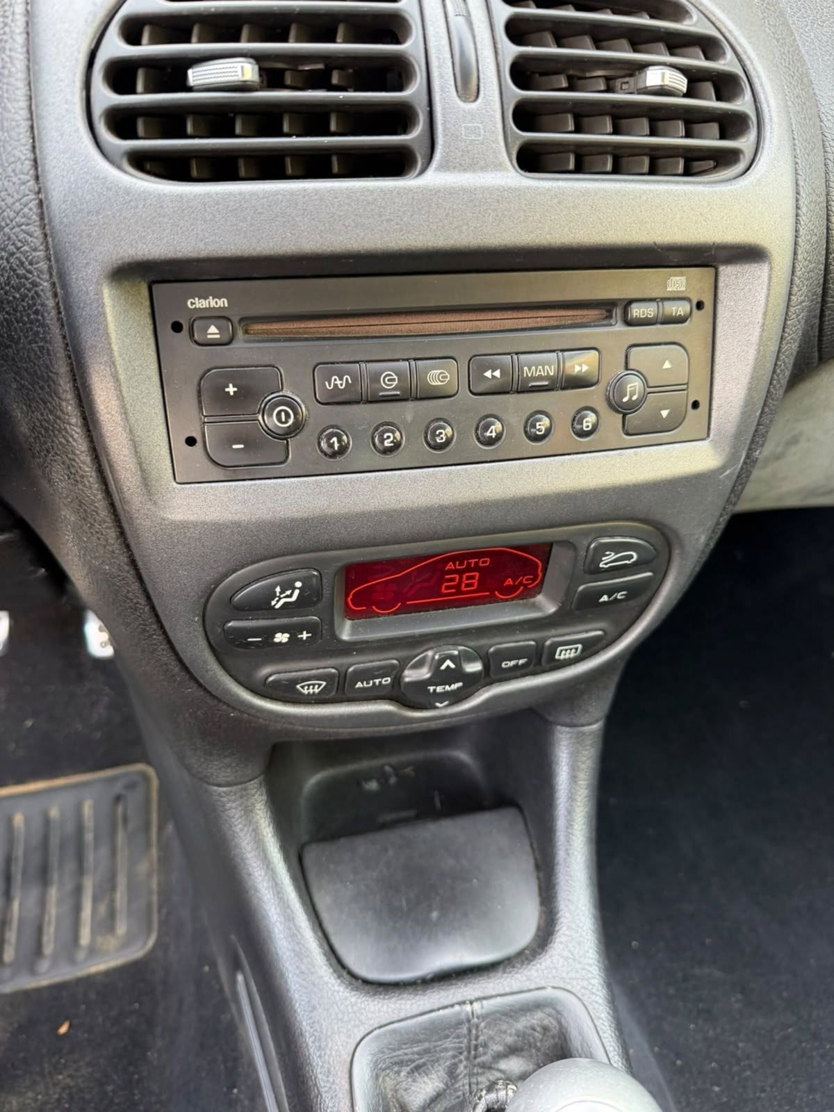 Peugeot 206 16V 3p. GTI (5)