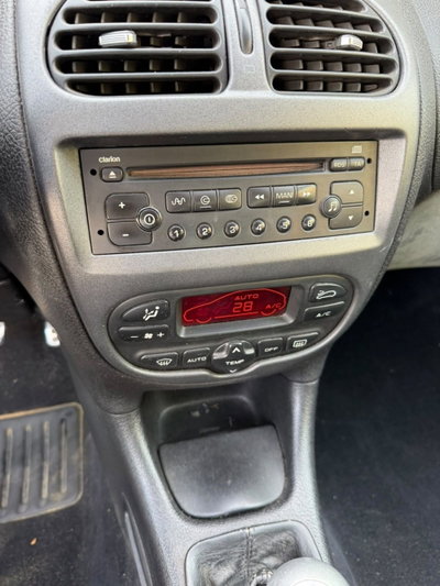 Peugeot 206 16V 3p. GTI (5)