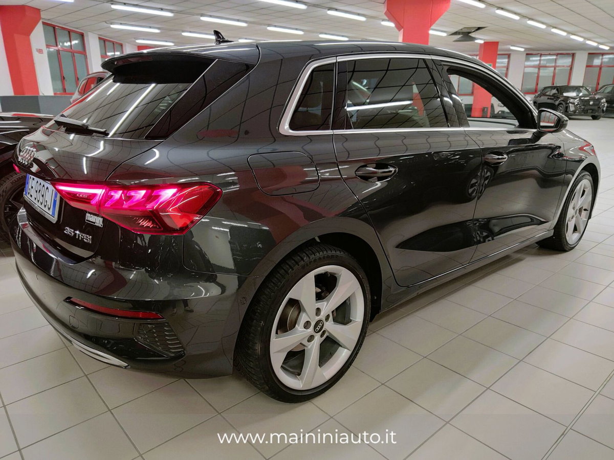 Audi A3 Sportback 35 TFSI S tronic Business (4)