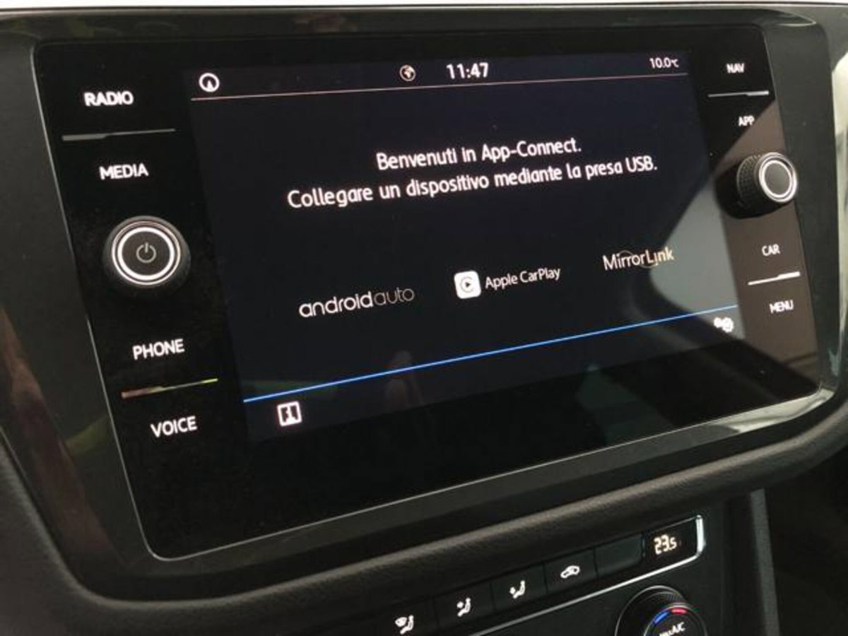 Volkswagen Tiguan 2.0 TDI 150 CV SCR DSG 4MOTION Elegance (15)