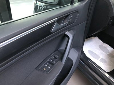 Volkswagen Tiguan 2.0 TDI 150 CV SCR DSG 4MOTION Elegance (20)