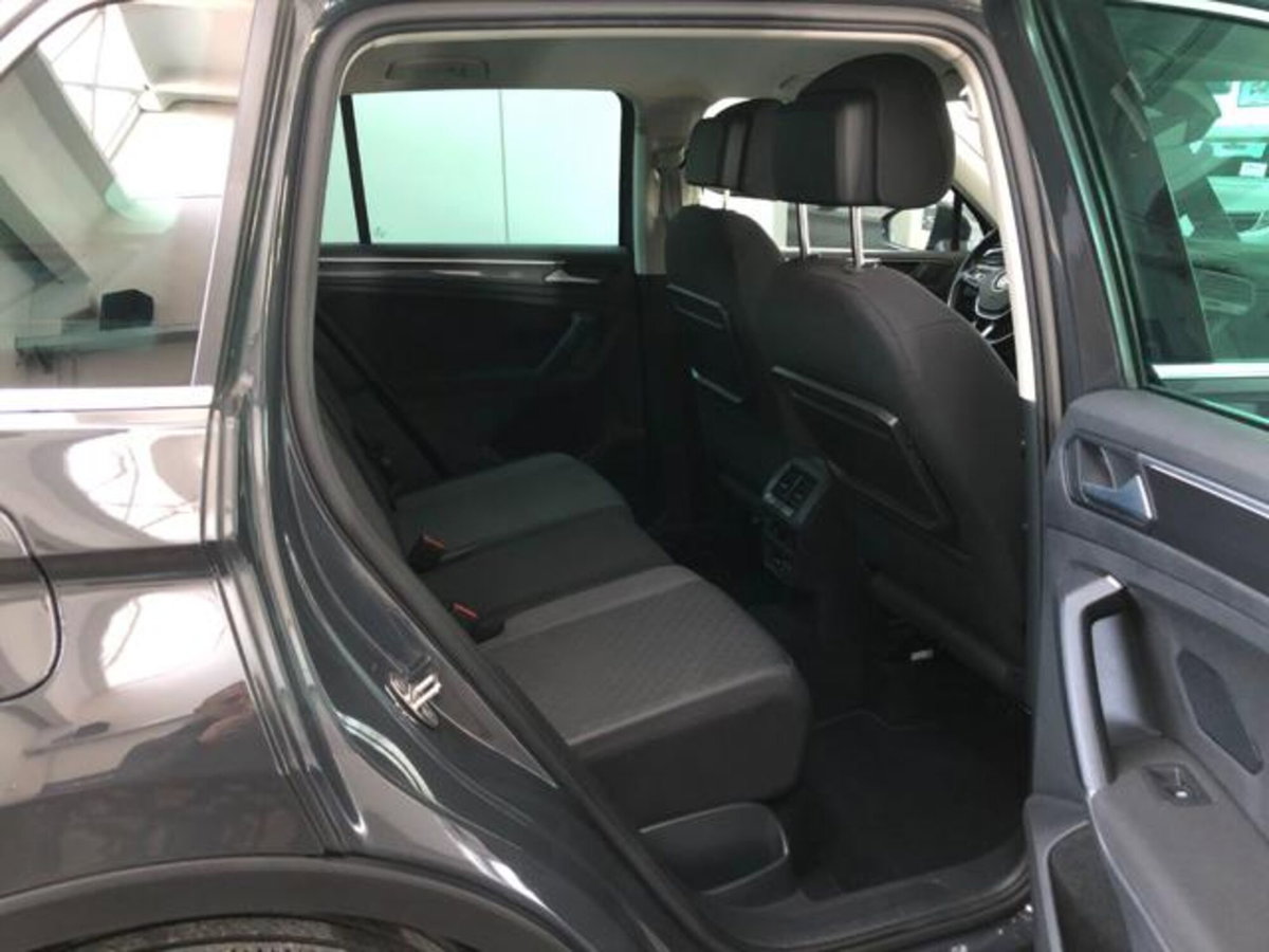 Volkswagen Tiguan 2.0 TDI 150 CV SCR DSG 4MOTION Elegance (6)