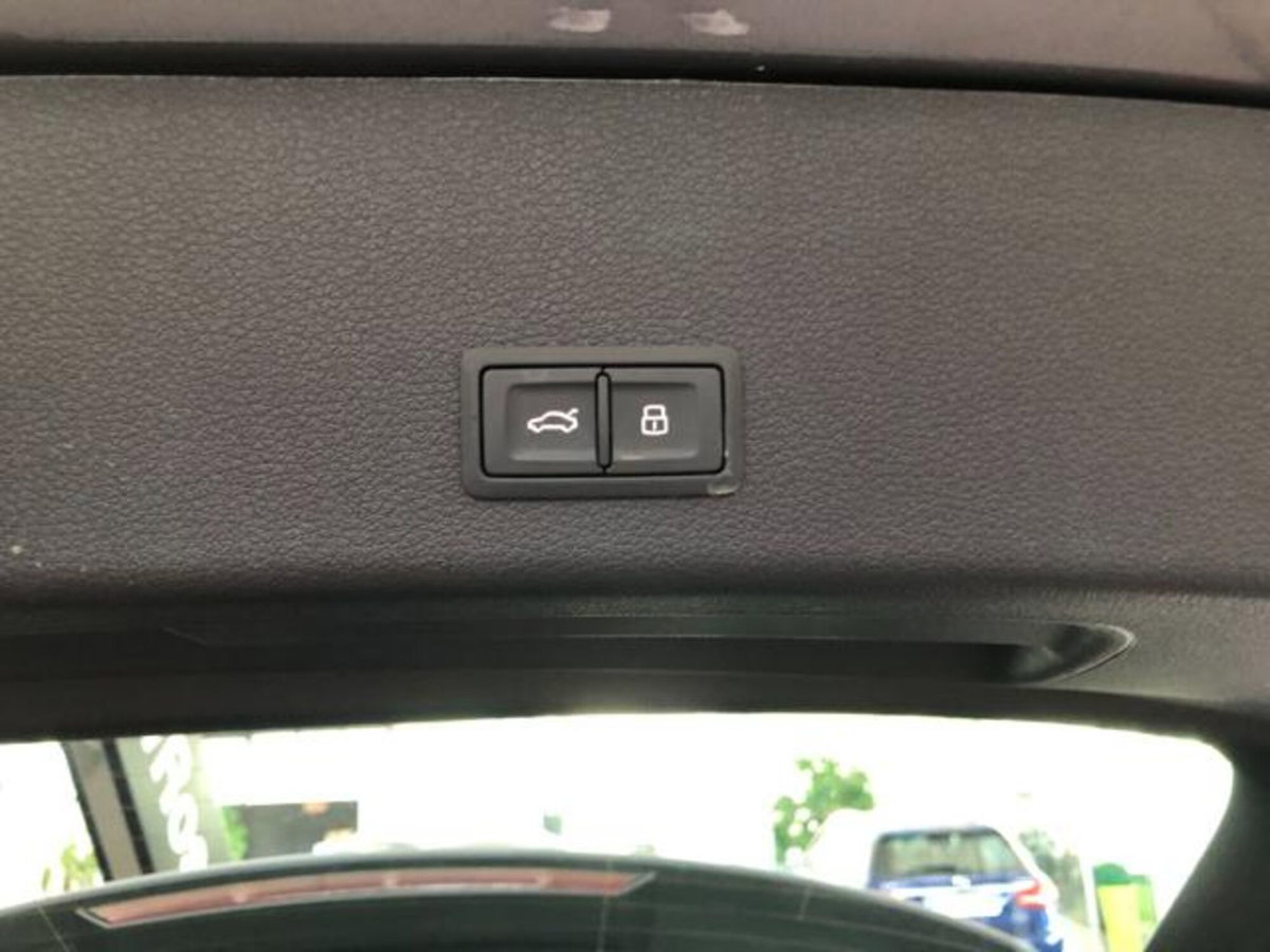 Audi SQ6 e-tron quattro 517cv (18)