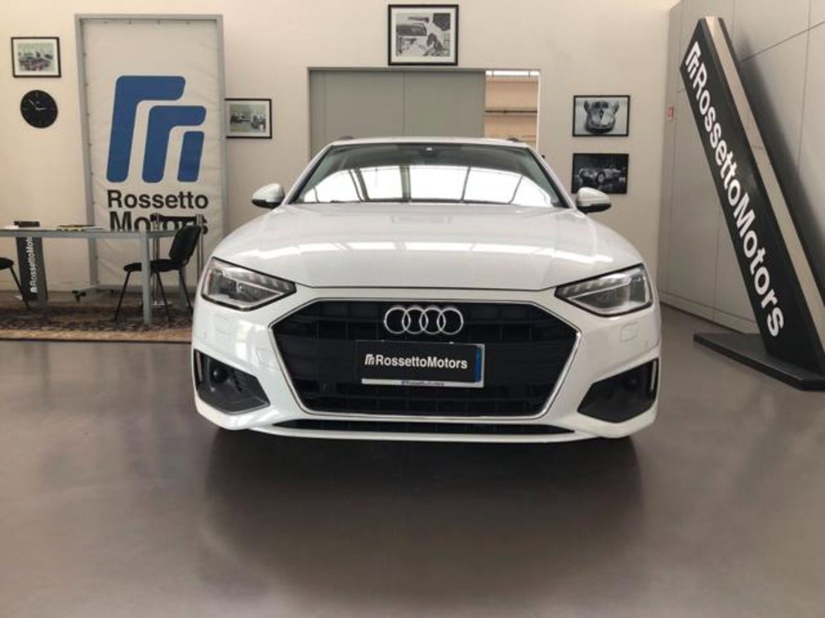 Audi A4 Avant 30 2.0 tdi mhev Business Advanced 136cv s-tronic (2)