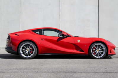 Ferrari 812 Coupé 812 Superfast (6)