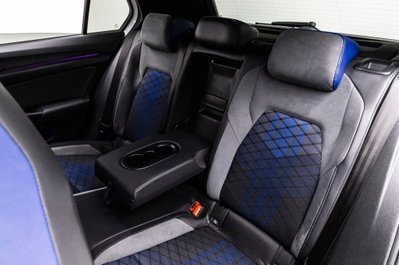 Volkswagen Golf 2.0 TSI R DSG 4Motion (12)