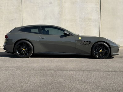 Ferrari GTC4Lusso Coupé GTC4Lusso T (6)