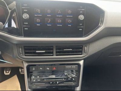 Volkswagen T-Cross 1.0 tsi Life 95cv (10)