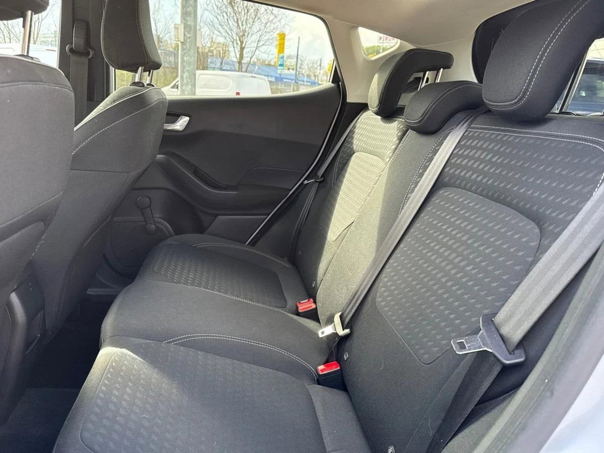 Ford Fiesta 1.1 85 CV 5 porte Titanium (10)