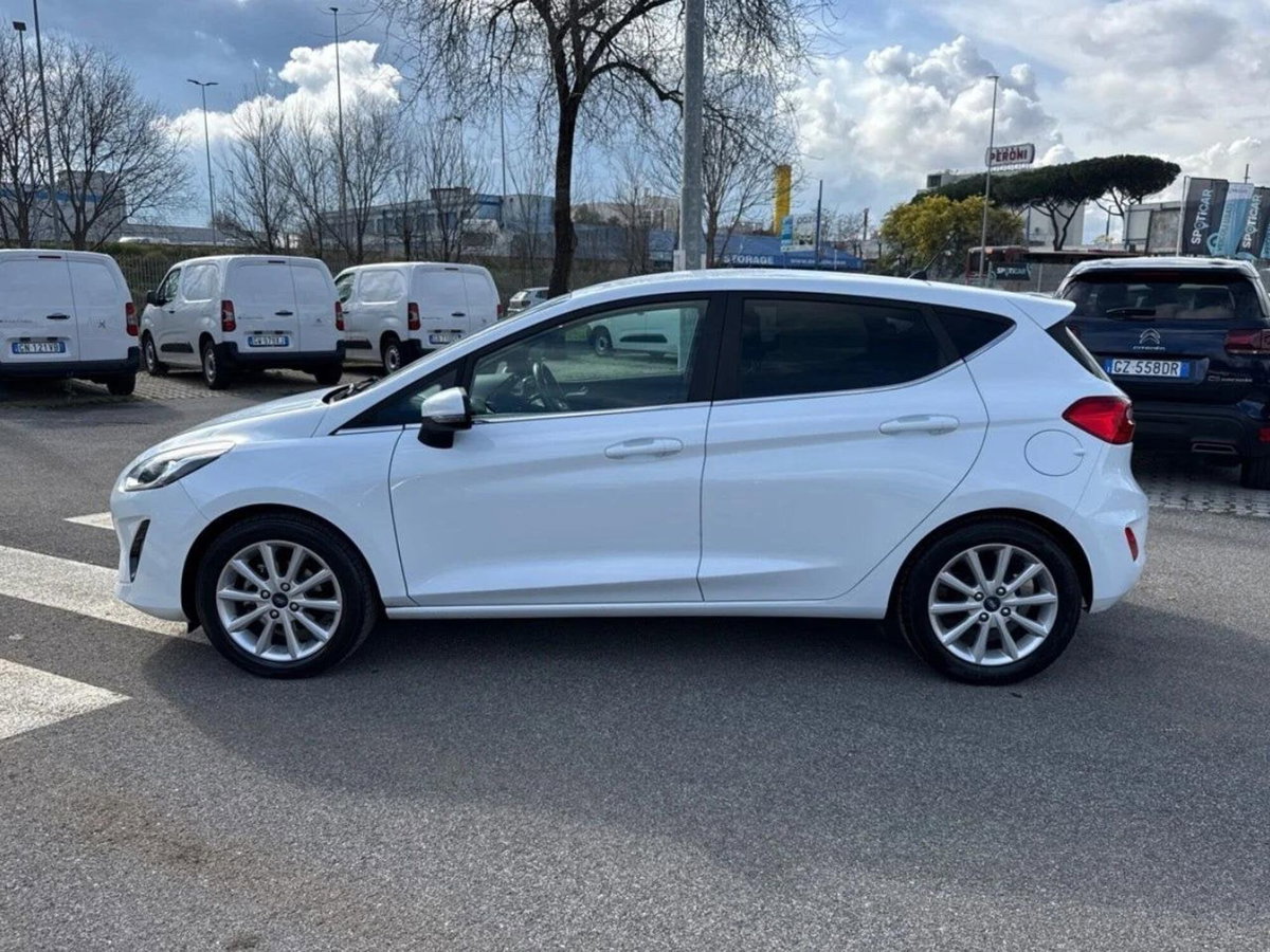 Ford Fiesta 1.1 85 CV 5 porte Titanium (7)