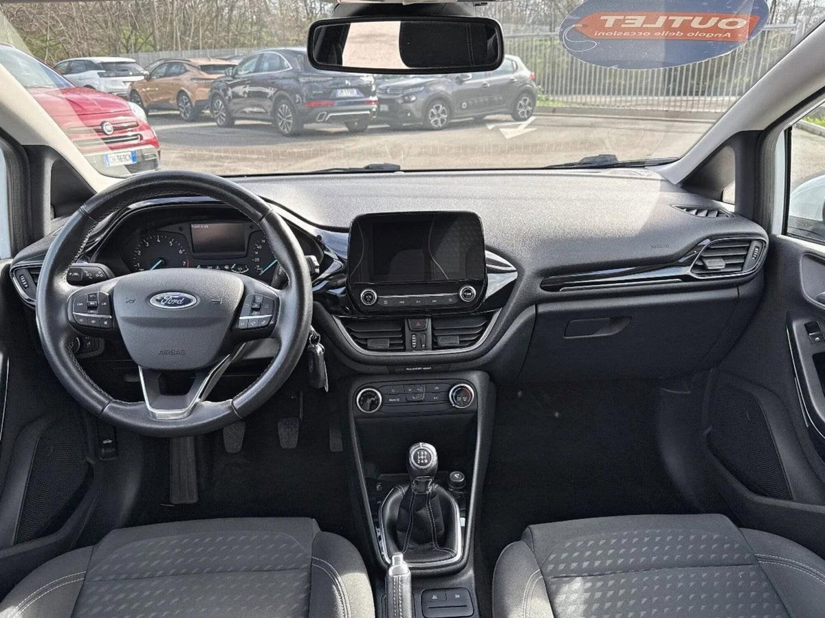 Ford Fiesta 1.1 85 CV 5 porte Titanium (9)