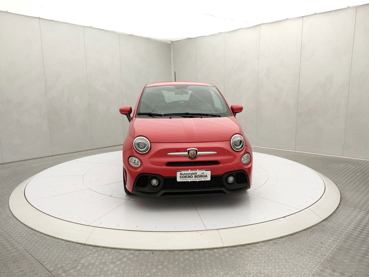 Abarth 500 1.4 Turbo T-Jet (2)