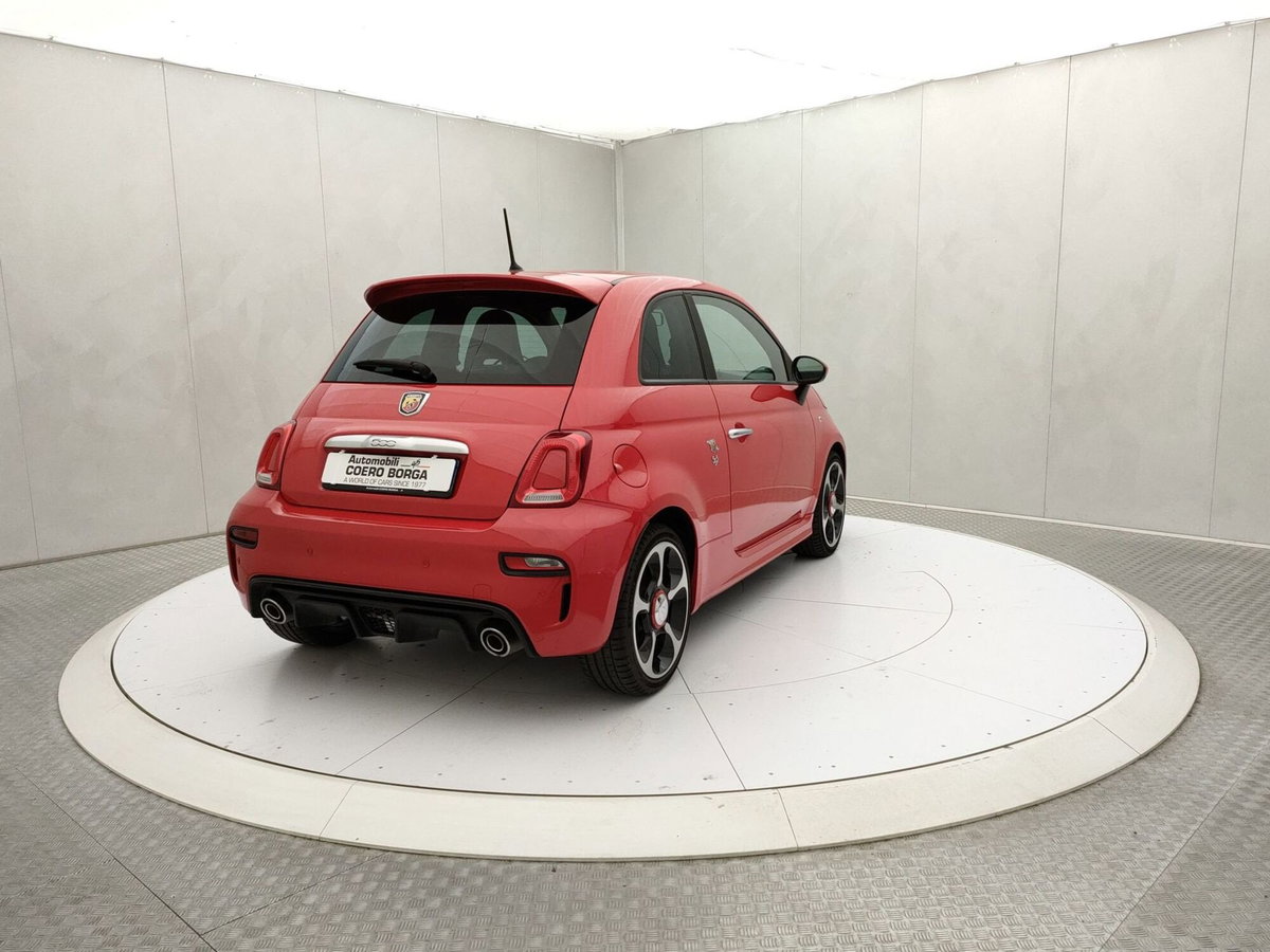 Abarth 500 1.4 Turbo T-Jet (4)