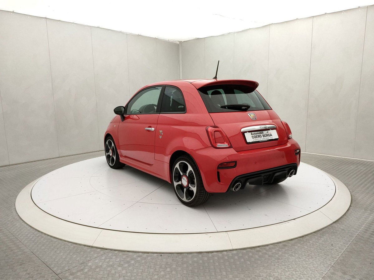 Abarth 500 1.4 Turbo T-Jet (6)