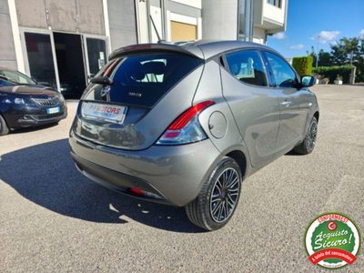 Lancia Ypsilon 1.0 FireFly 5 porte S&S Hybrid Ecochic Gold (5)