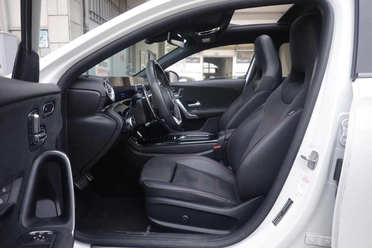 Mercedes-Benz Classe A 35 AMG 4Matic (18)