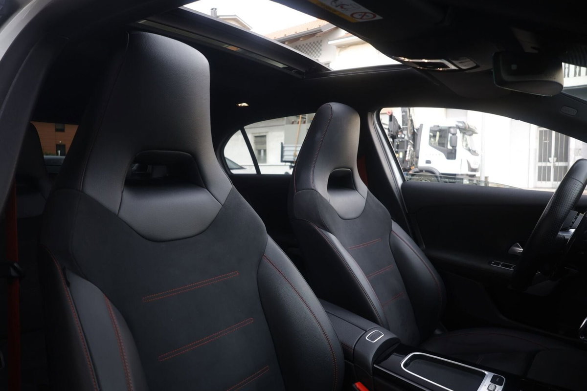 Mercedes-Benz Classe A 35 AMG 4Matic (6)