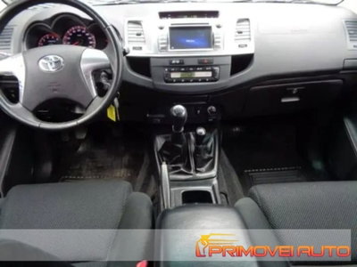 Toyota Hilux 3.0 D-4D 4WD 4p. DC Stylex usato