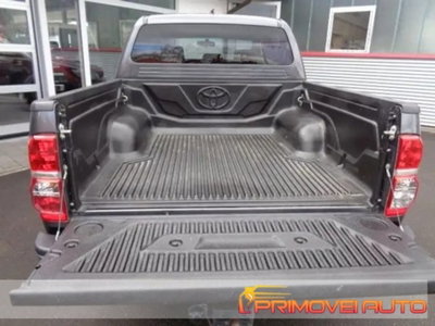 Toyota Hilux 3.0 D-4D 4WD 4p. DC Stylex (10)
