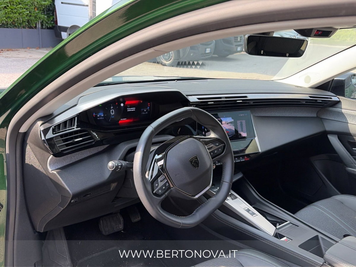 Peugeot 308 BlueHDi 130 S&S EAT8 Allure Pack (10)