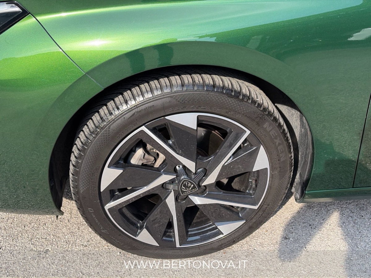 Peugeot 308 BlueHDi 130 S&S EAT8 Allure Pack (7)