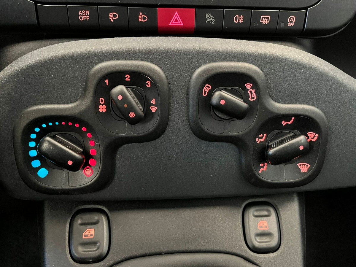 Fiat Pandina 1.0 firefly hybrid Icon s&s 65cv (15)