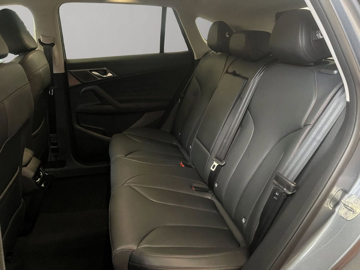 Mg HS 1.5 phev Luxury auto (13)