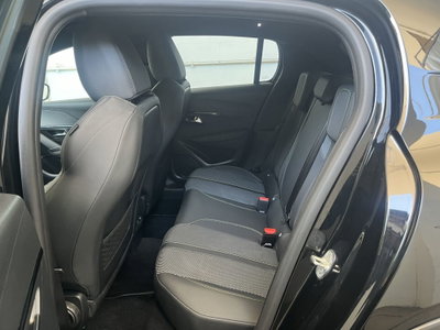 Peugeot 208 motore elettrico 136 CV 5 porte GT (10)